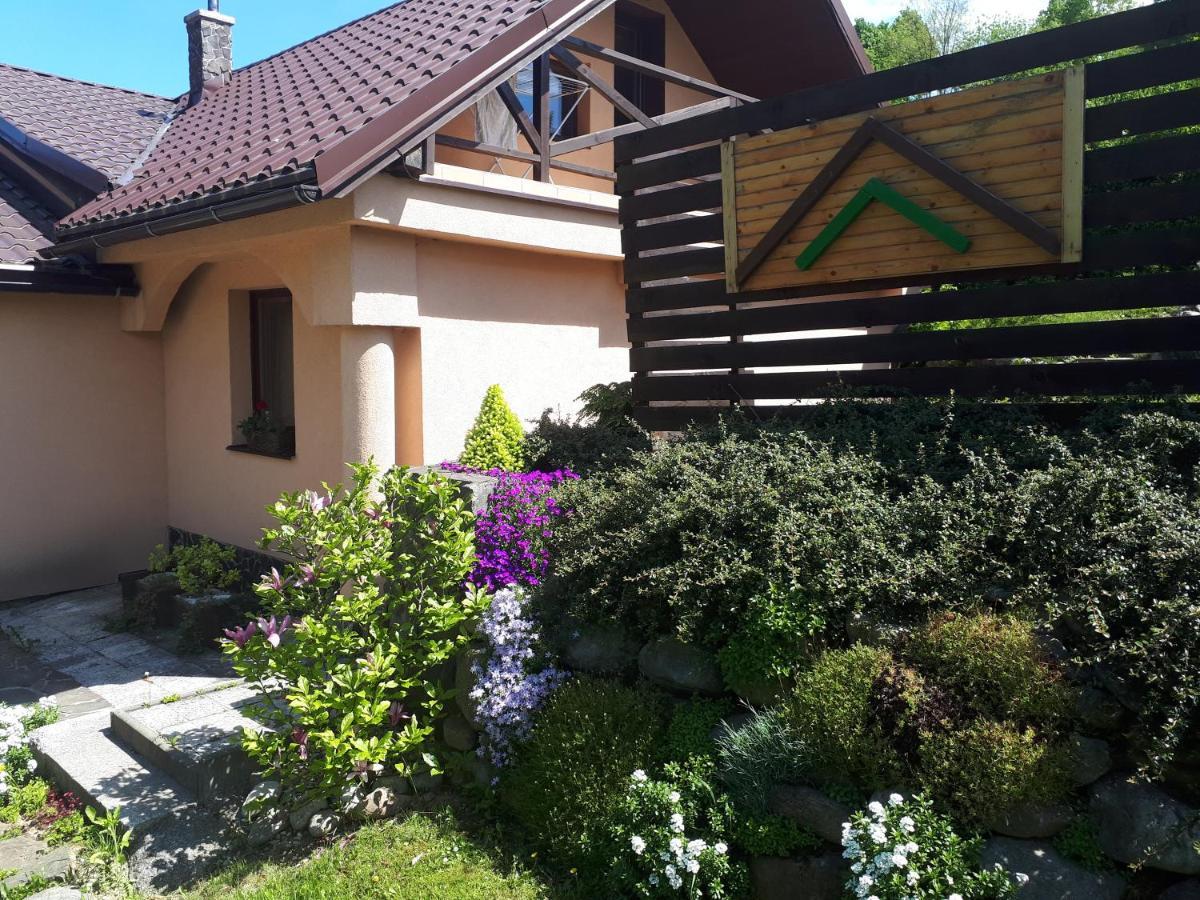Chalupa Na Hrbku Svit Exterior photo